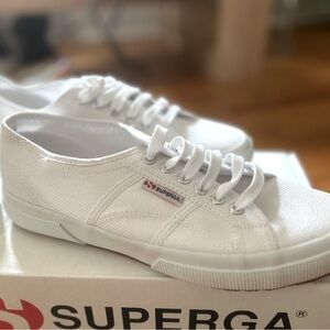 NIB SUPERGA Italian White Canvas Shoes Cotu Classic Size 40 9 9.5 Anthropologie